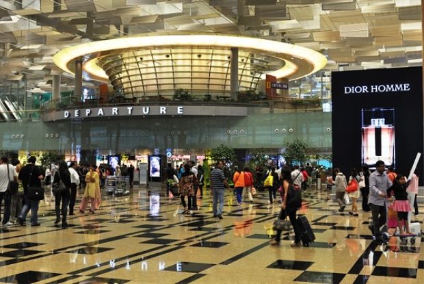 Du lịch Singapore 2023 cần chuẩn bị những gì - Thủ tục xuất cảnh tại sân bay Singapore