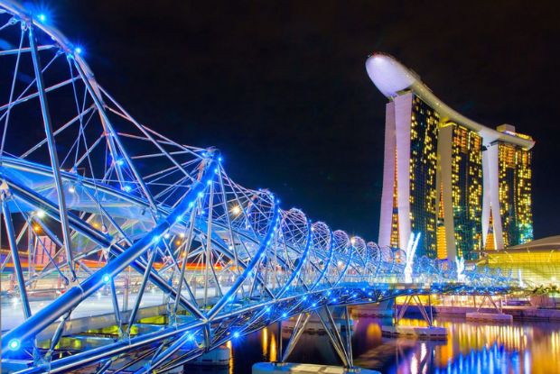 Du lịch Singapore tháng 6 2023 - Cầu Helix