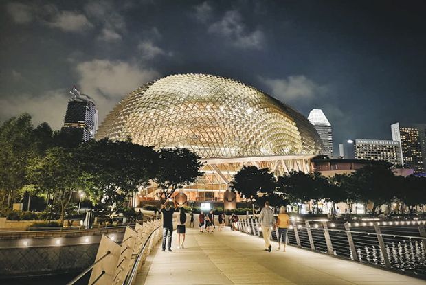Tour du lịch Singapore 2023 từ Đà Nẵng - Nhà hát Esplanade